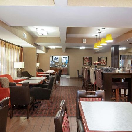 Hampton Inn St. Louis/Collinsville Dış mekan fotoğraf
