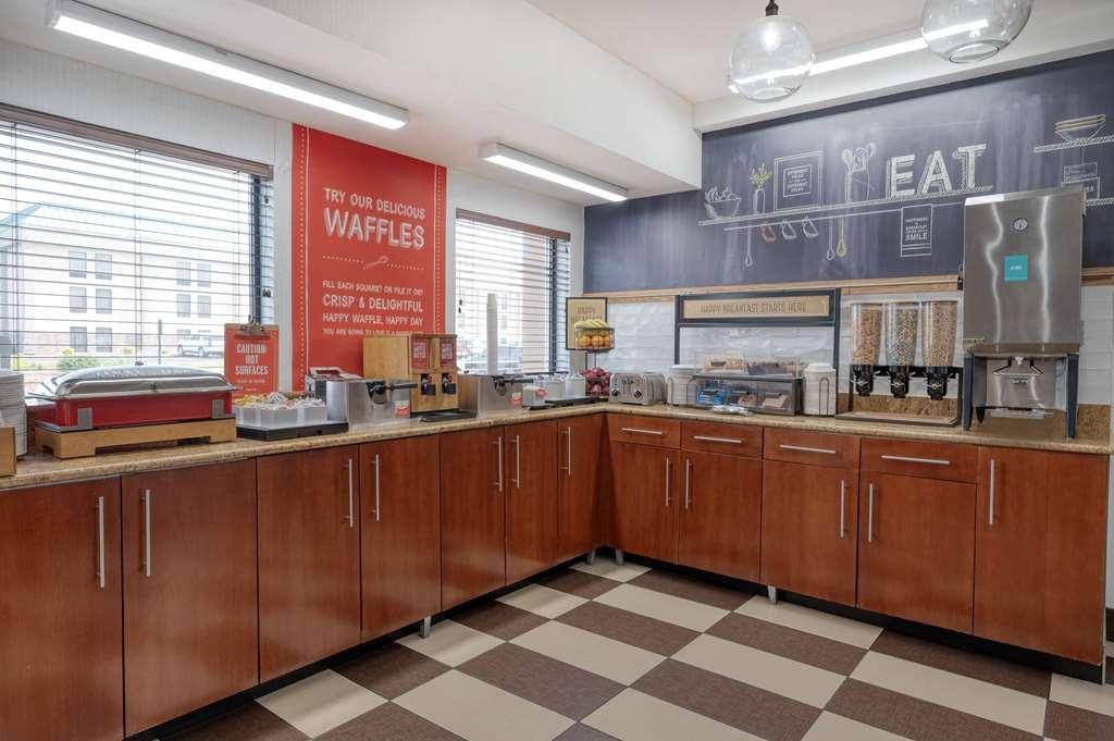 Hampton Inn St. Louis/Collinsville Restoran fotoğraf